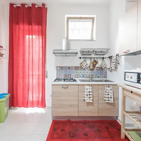 Apartment Family Apartments Amedeo *